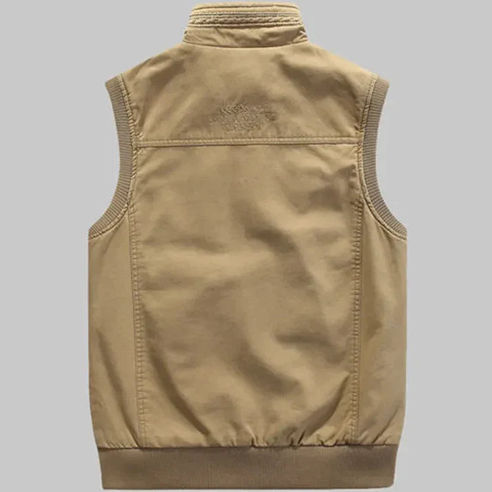 John - multi-pocket vest for men in vintage style - the perfect gift for dad