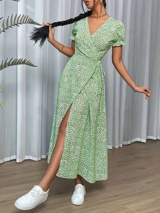 Mia – elegant maxi dress with a floral pattern