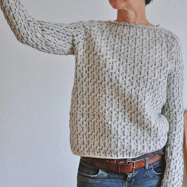 Olyvia - elegant gray sweater with boat neckline