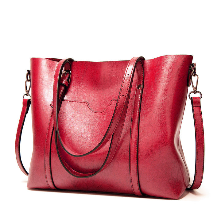 Vera – stylish leather handbag with handmade details