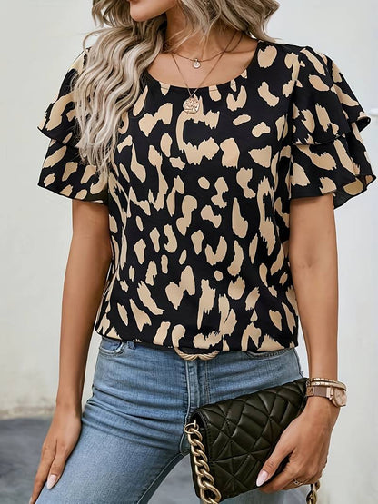 Jessica – leopard blouse with a round neckline for spring