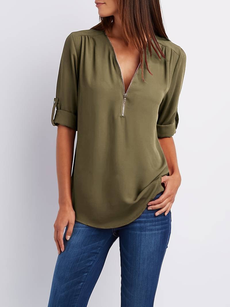 Hazel – casual, ruffled blouse with roll-up sleeves and half zip