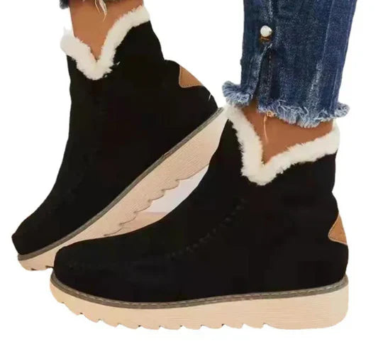 Ionna - women's boots made of plush sheepskin