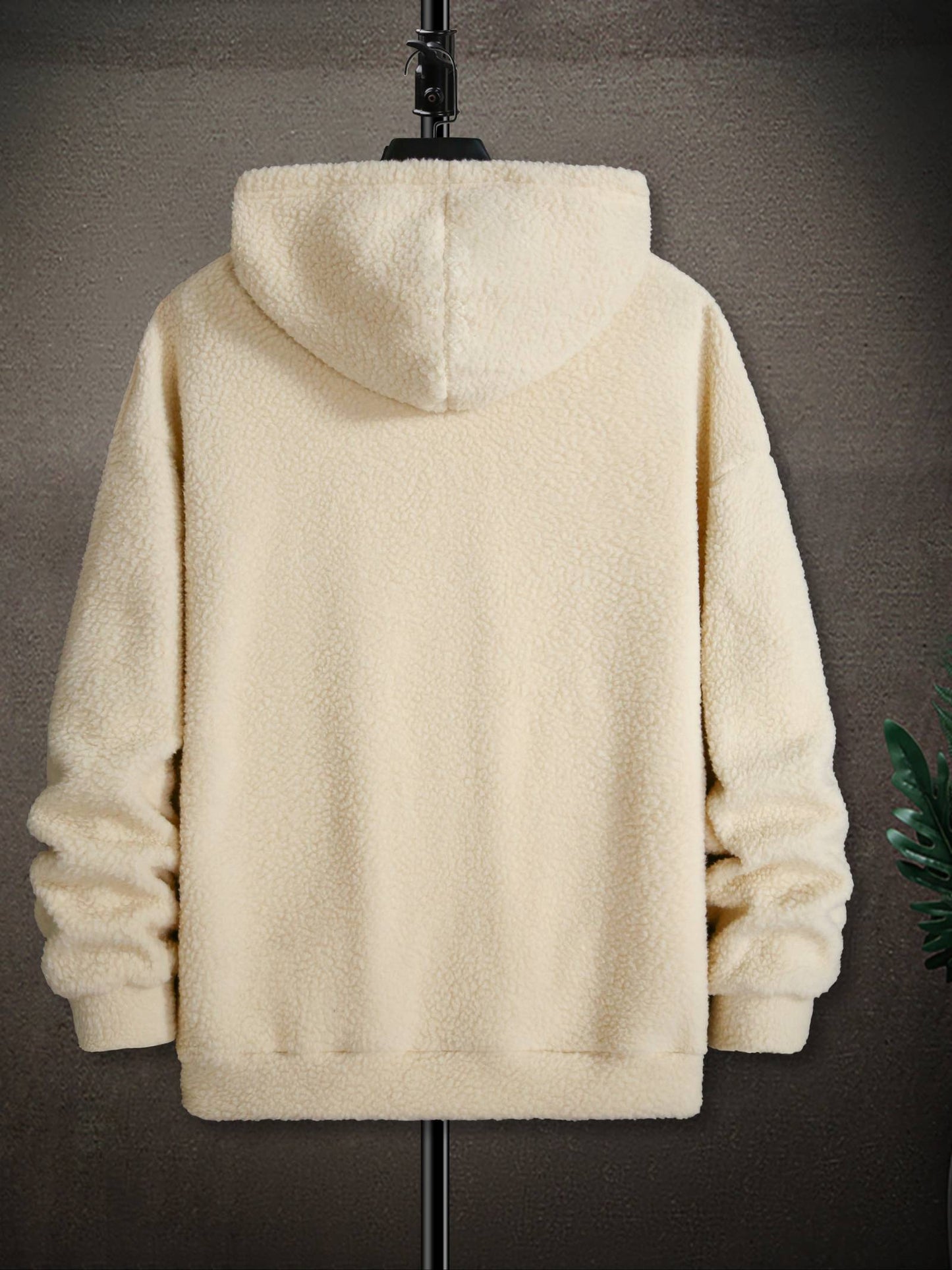 Theo – cozy hoodie for men