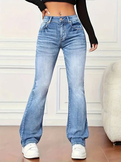 Flared jeans with a vintage look and stretch