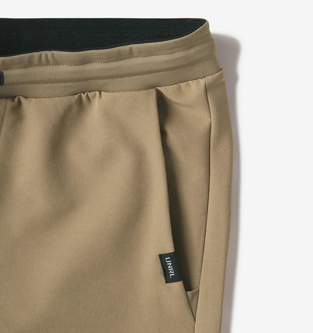 Calvin - stylish trousers for men based on Italian design