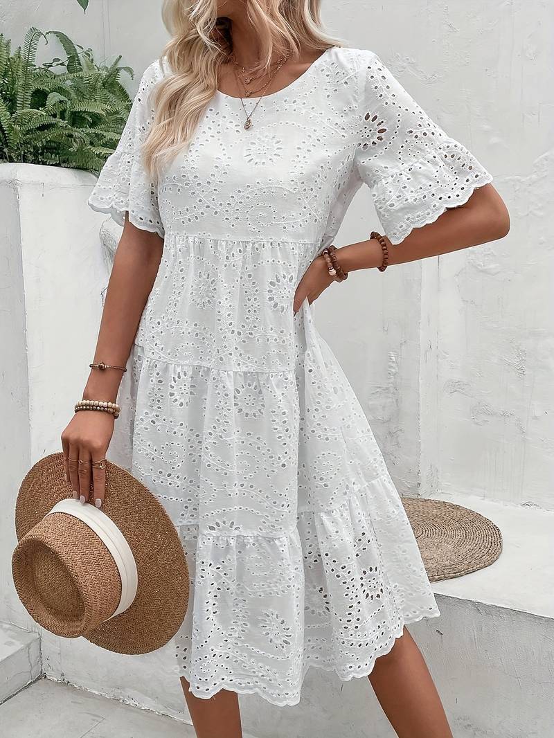 Sophia – casual short-sleeved dress with a round neckline