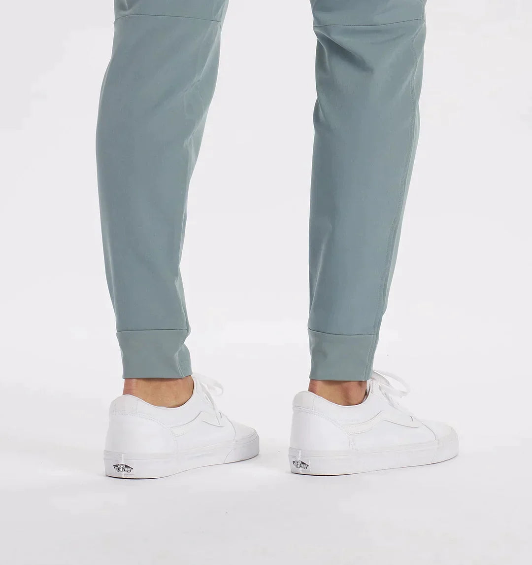 Calvin - stylish trousers for men based on Italian design