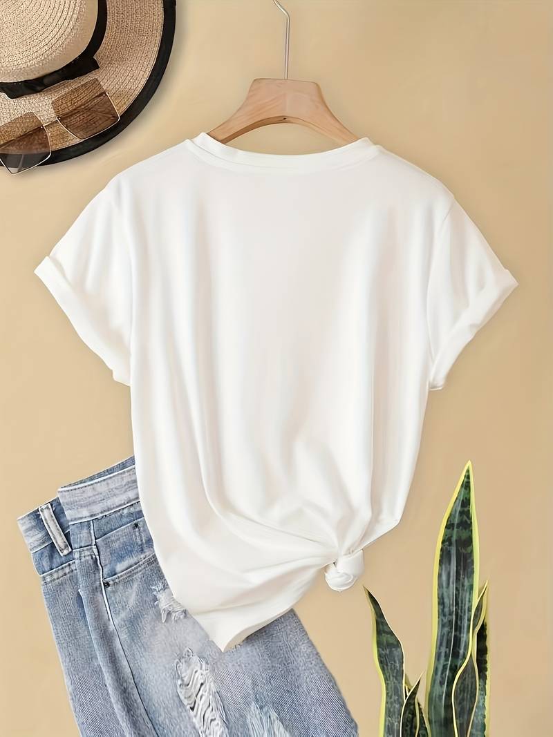 Lily – plain, simple crew neck t-shirt