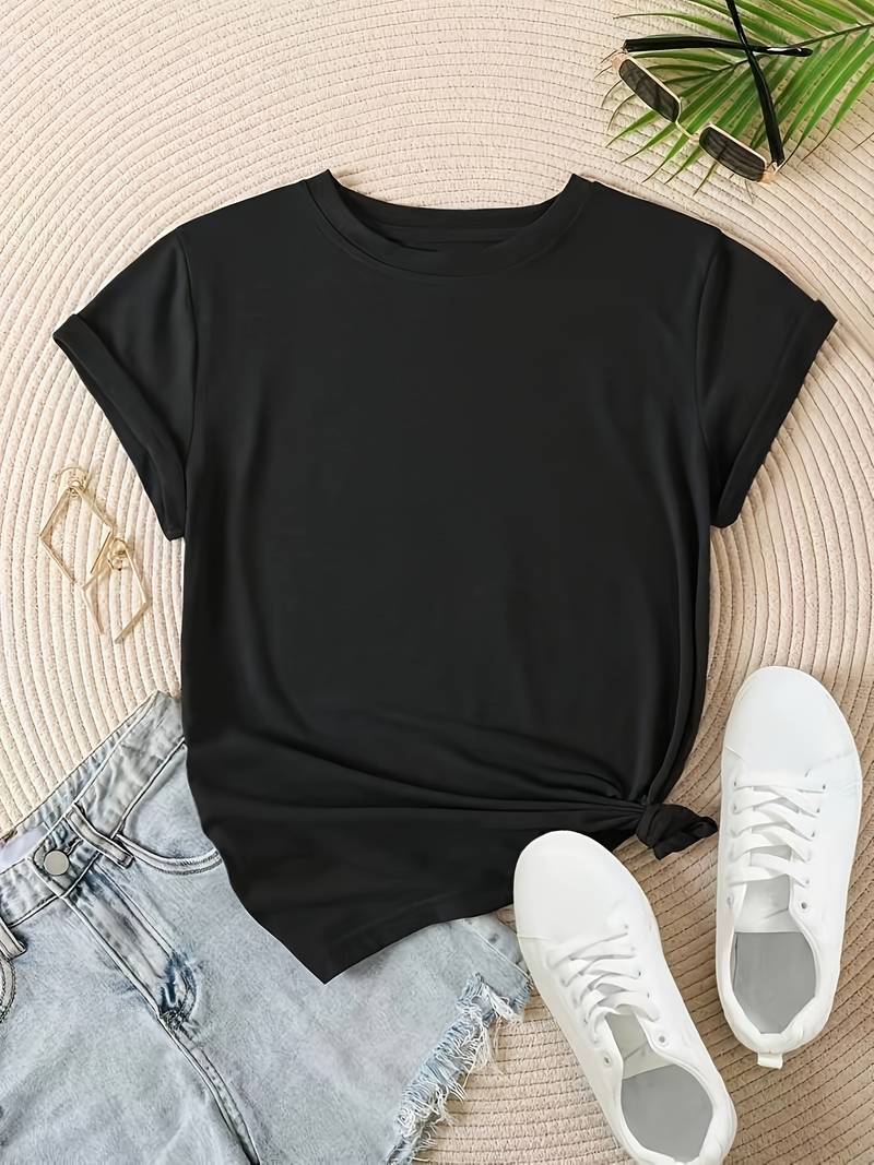 Lily – plain, simple crew neck t-shirt