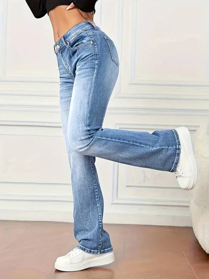 Flared jeans with a vintage look and stretch