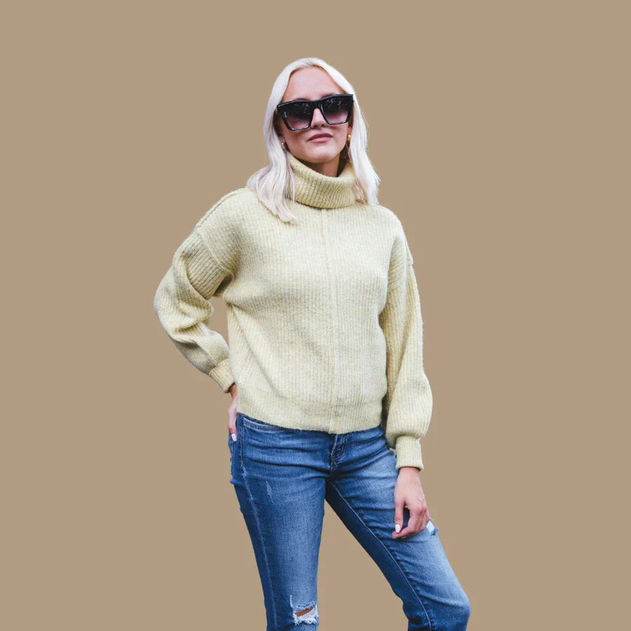 Ada – turtleneck sweater with laces