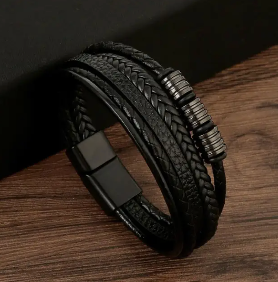 High-quality leather bracelet (set of 5)