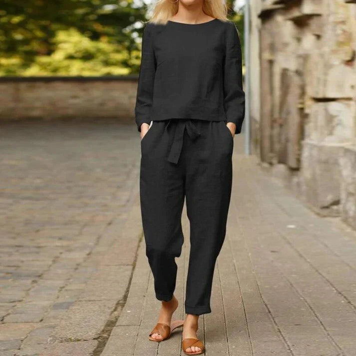 Bjarka – linen trousers with linen shirt