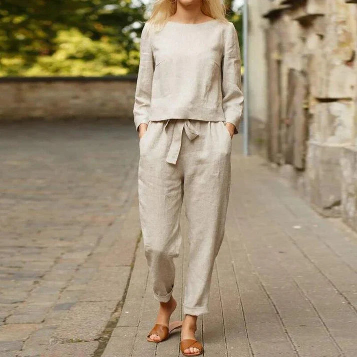 Bjarka – linen trousers with linen shirt