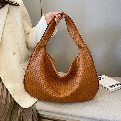 Mary | shoulder bag made of braided oko leather