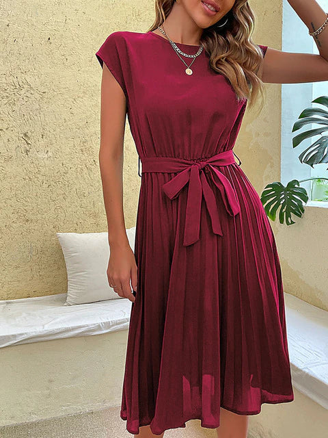 Elegant - summer dress with waist band and flowing a-line