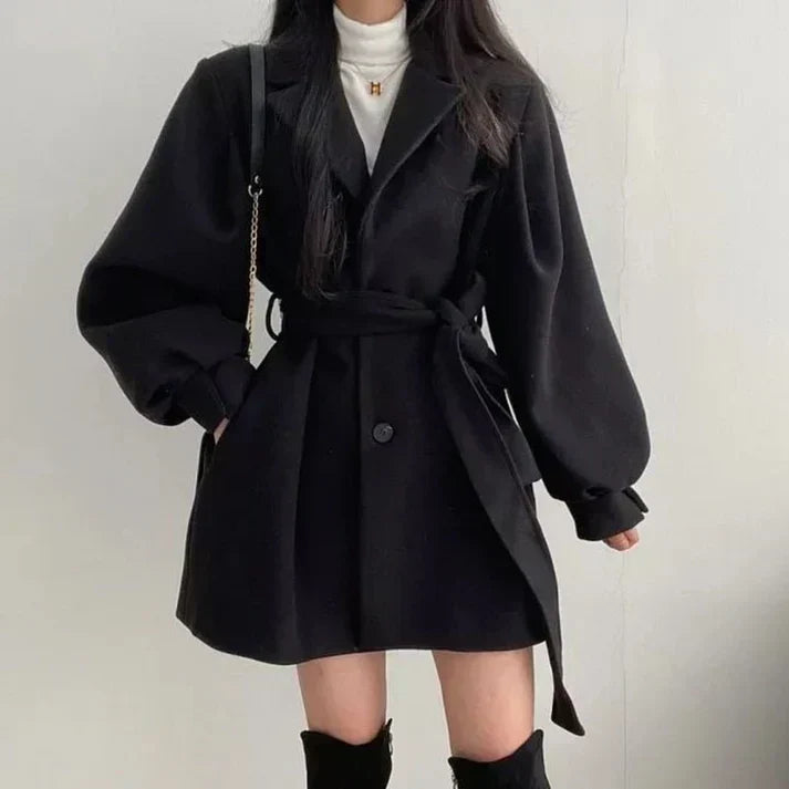 Judith – short coat with belt