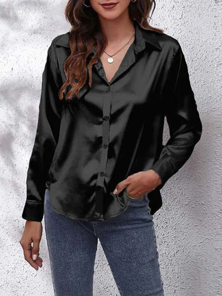 Kendra – versatile and modern satin shirt