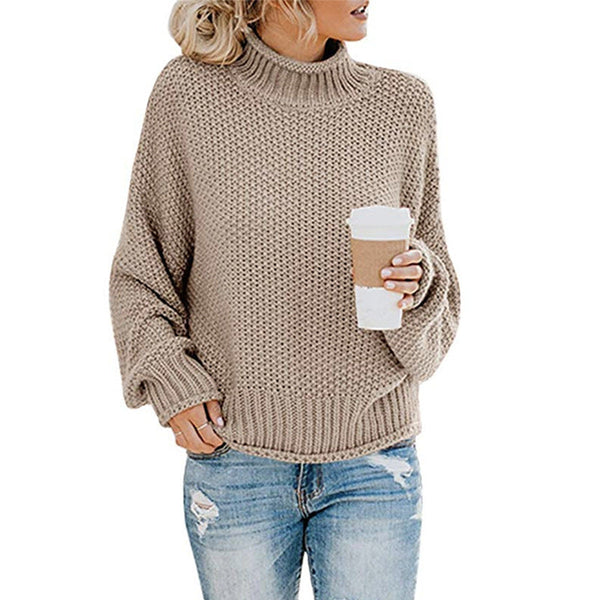 Rovie | thick sweater with a high neckline