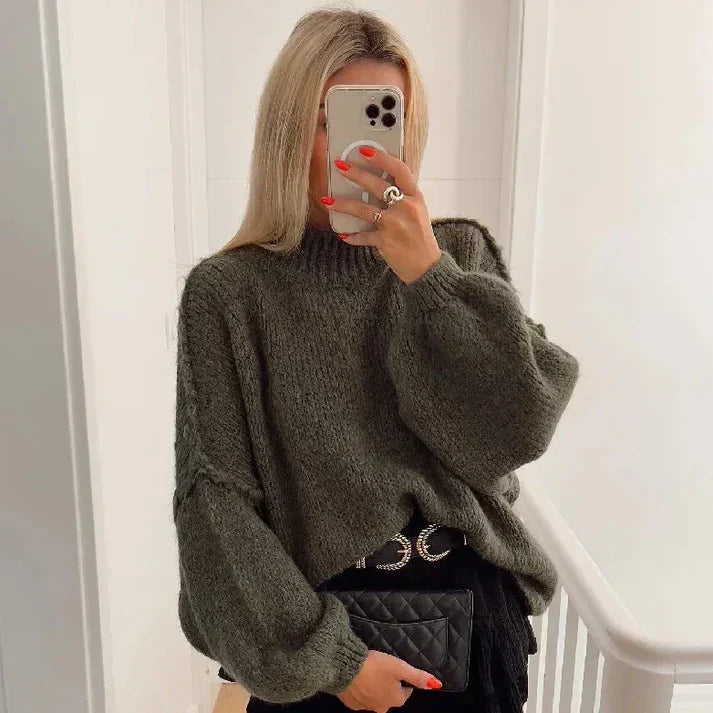 Loose-fitting jumper for casual looks for women