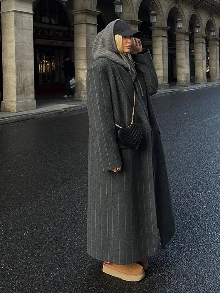 Yolie – long striped winter coat