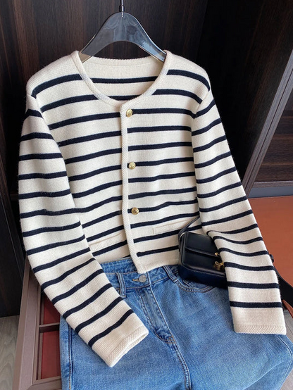 Stella l sweater with o-neck and stripes