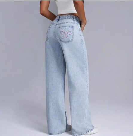 Jenni Rosa Achleife Baggy Jeans