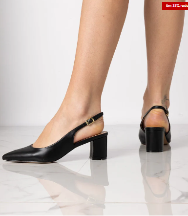 Nora – stylish black shoes with a black strap