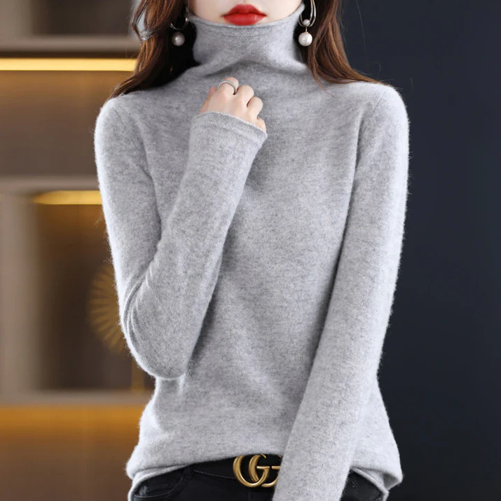 Helena winter chic: pure wool turtleneck for stylish elegance