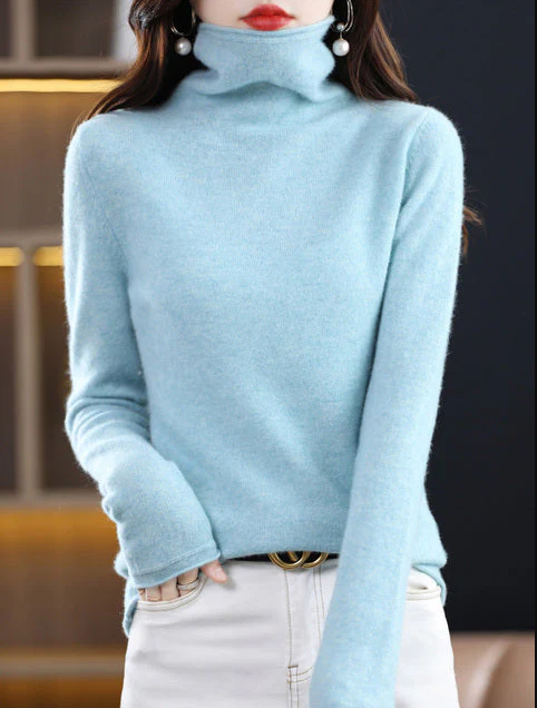 Helena winter chic: pure wool turtleneck for stylish elegance