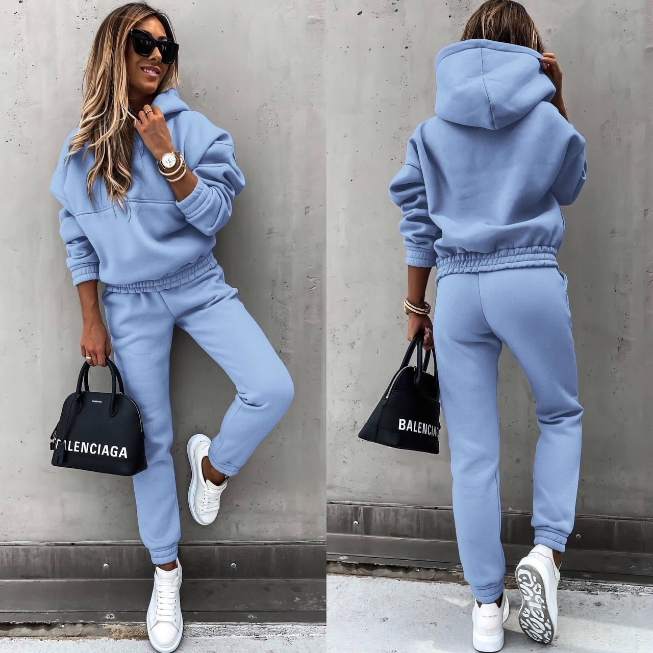 Mira - tracksuit for women