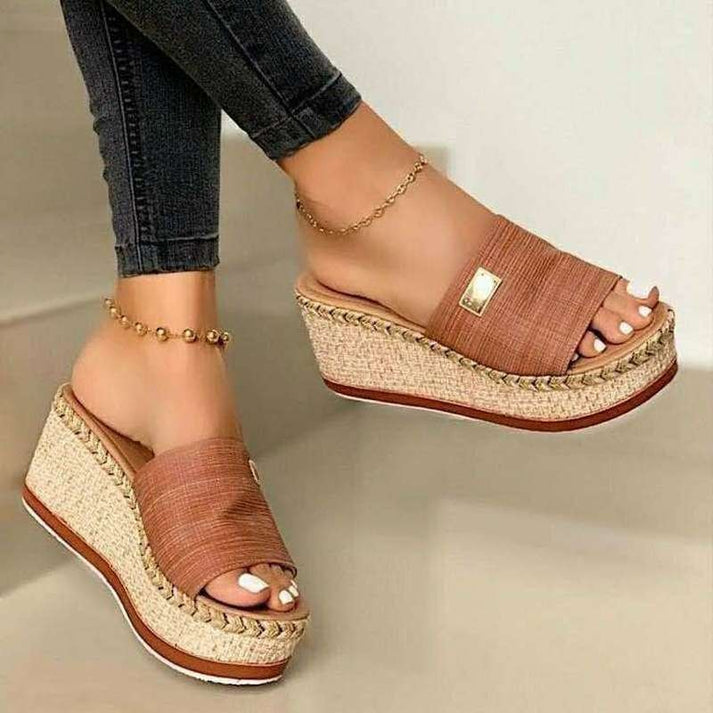 Lina - brown sandal wedges