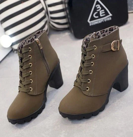 Ava - lace-up ankle boots to spice up your fall outfit