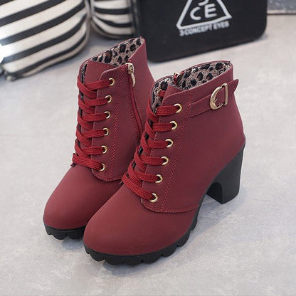 Ava - lace-up ankle boots to spice up your fall outfit