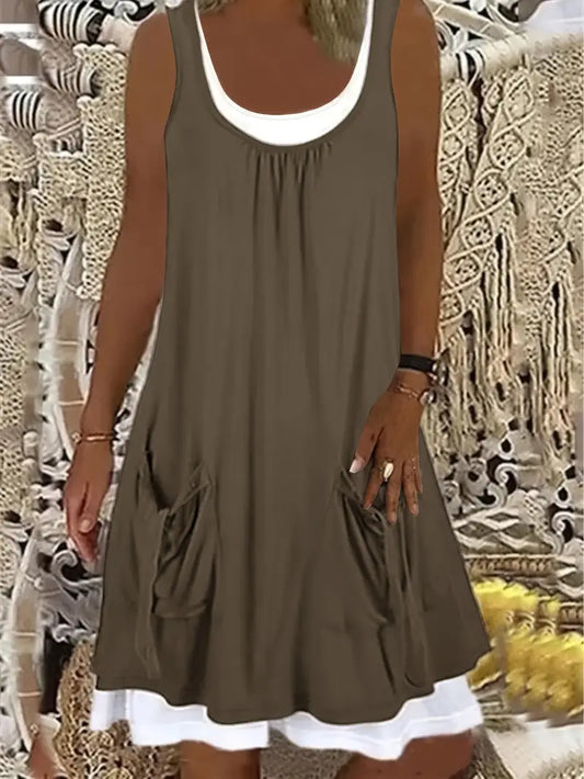 Sophia – casual sleeveless dress with a round neckline