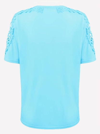 Emily – solid color crew neck t-shirt with lace seam