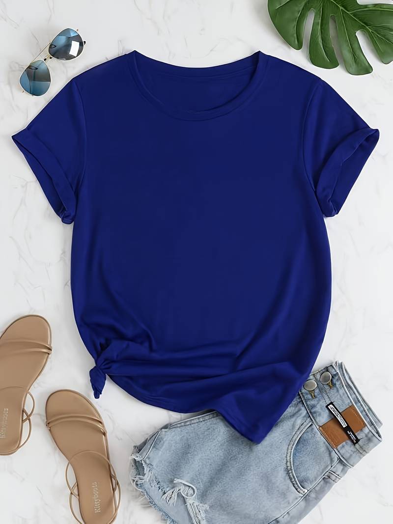 Lily – plain, simple crew neck t-shirt