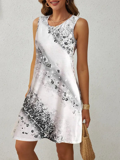 Faye – dress with abstract print and round neck