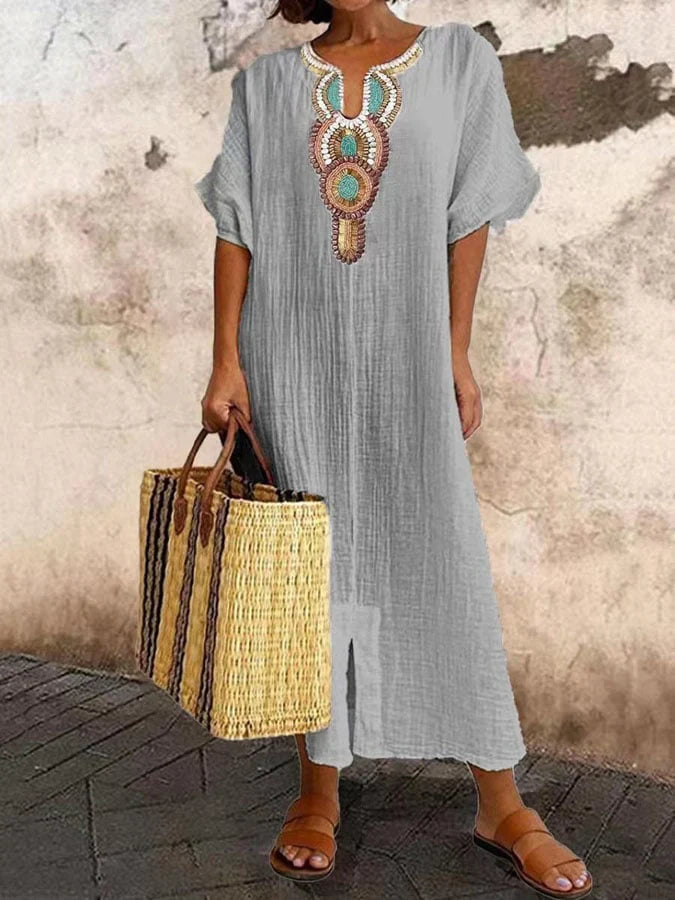 Airy kaftan dress with ethnic accents