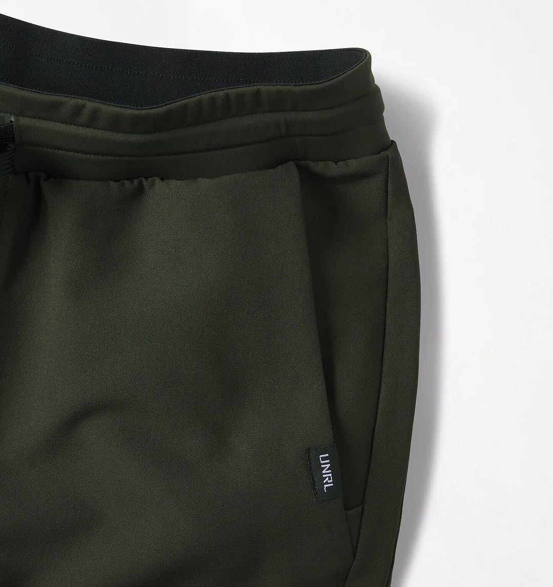 Calvin - stylish trousers for men based on Italian design