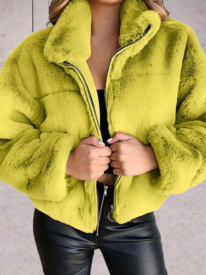 Cozyfaux – warm and cozy faux fur jacket with zip