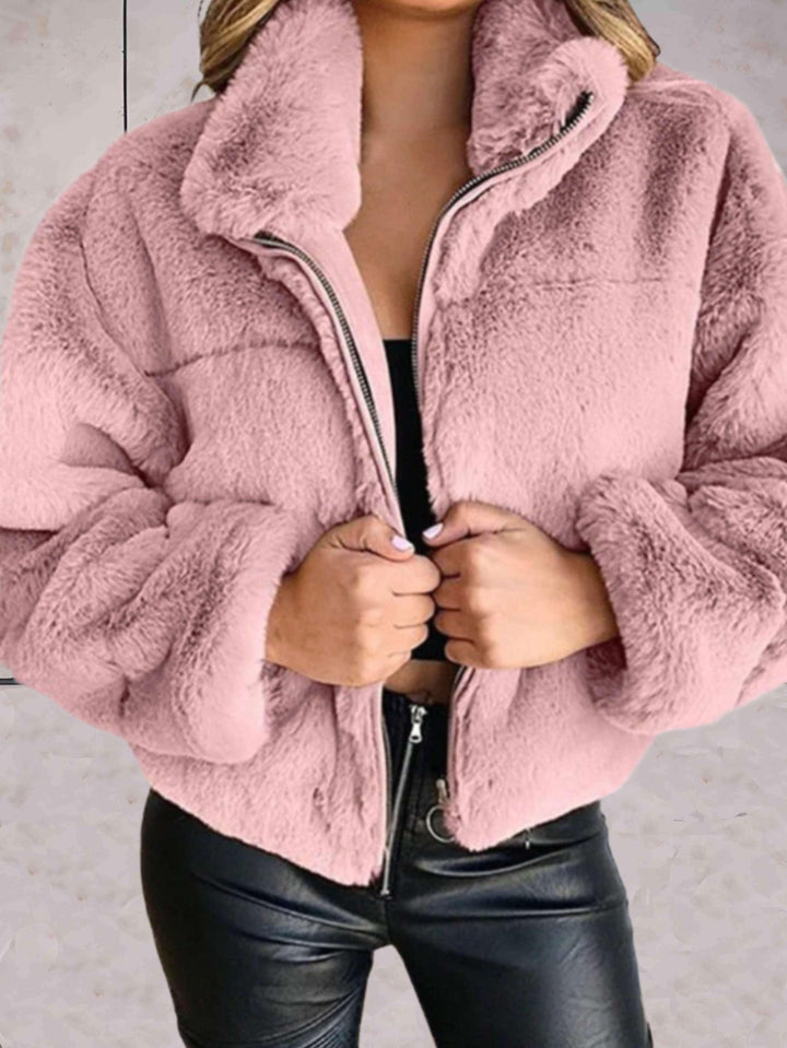 Cozyfaux – warm and cozy faux fur jacket with zip